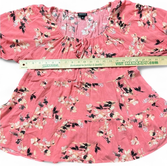TORRID Floral Pink Women's Top 00 NWOT - Picture 6 of 7